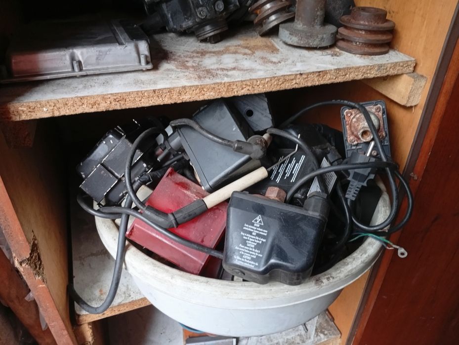 Witam posiadam do sprzedania bardzo dużą ilość części do kosiarek pomp