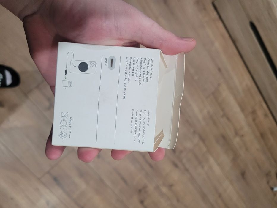 Продам MagSafe Charger оригинал