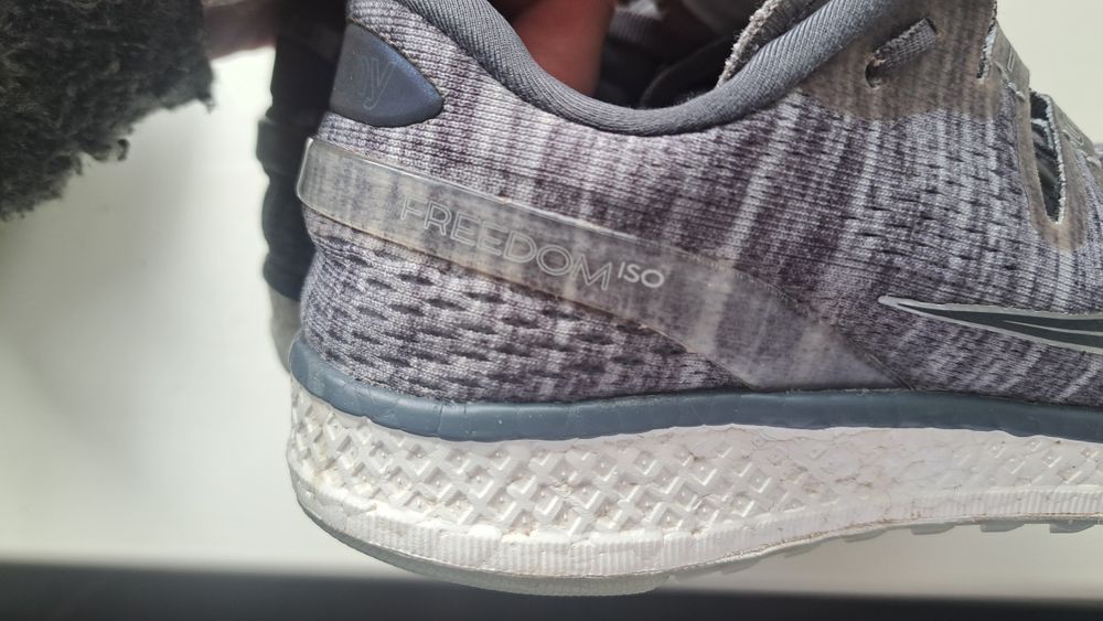 Кросівки Saucony everun 23 см