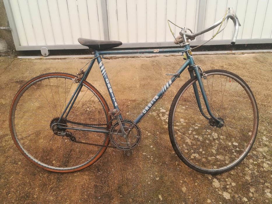 Bicicleta antiga ciclismo