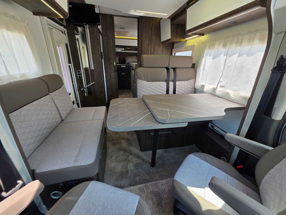 Kamper Wynajem VIP 5 Zimowy Bardzo Bogate Wyposażenie  Camper