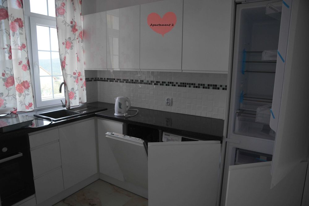 Apartament  77mkw-300 zł/d lub 80 mkw-350 zł/d