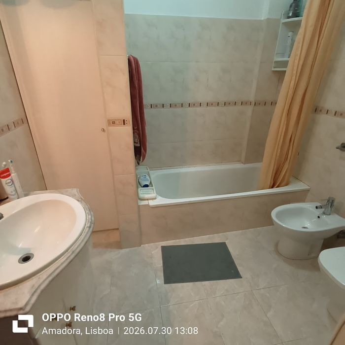 Quarto Individual em Apartamento Partilhado – Entrada Imediata centro da cidade Amadora