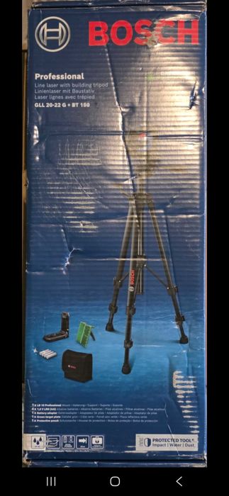 Профессиональный линейный лазер Bosch GLL 20-22 G, кронштейн LB 10
