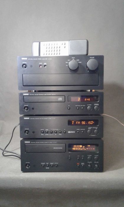 YAMAHA ＡＸ-10 Yamaha AX-10 Stereo Integrated Amplifier (1997-99