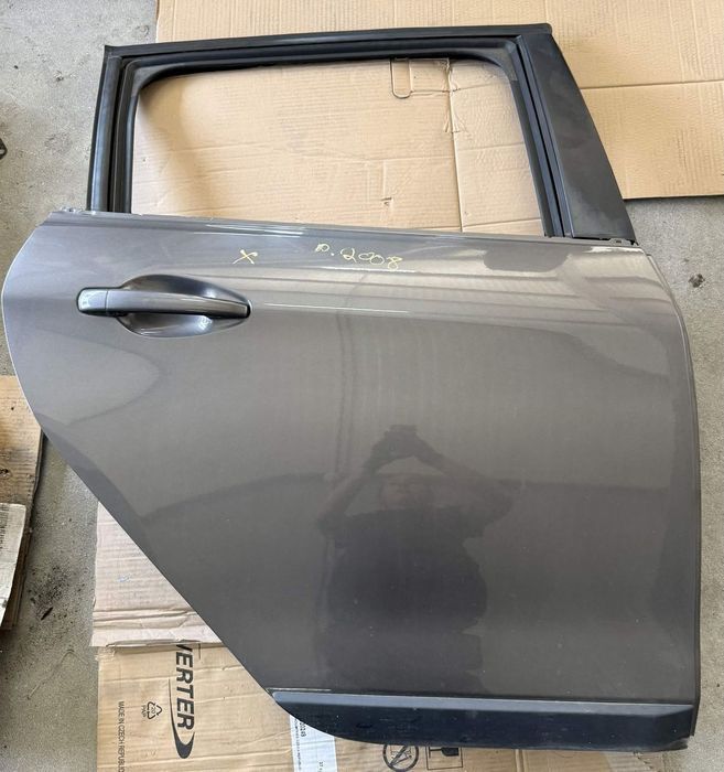 Porta trás direita PEUGEOT 2008 I