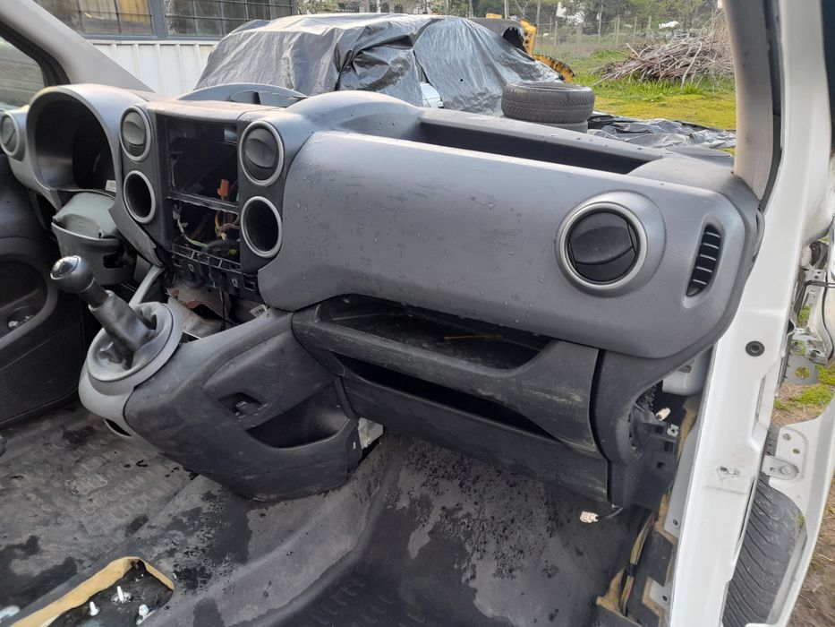 Peugeot Partner para peças ano 2013