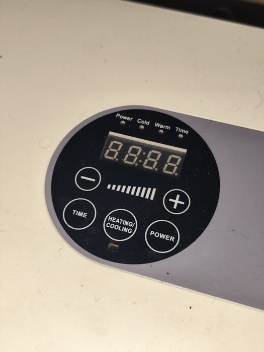 Kurtyna powietrzna Cronos HFH-201 - 1500W z pilotem