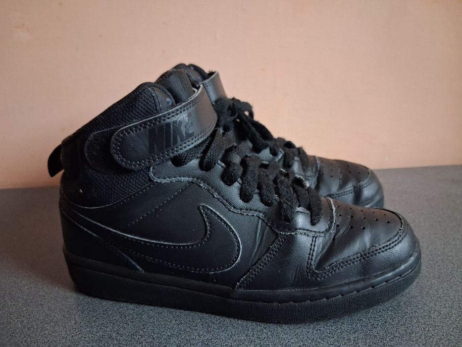 Nike кросівки  36 р.