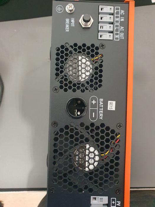 Інвертер фірми PowMr 24v 1500вт.