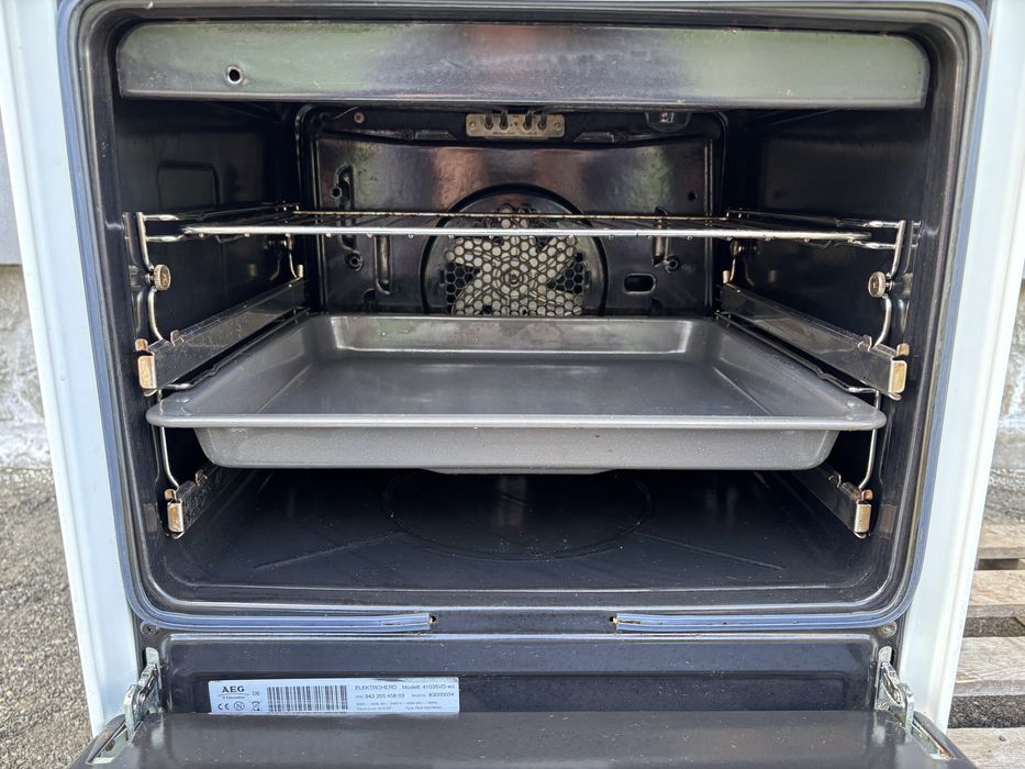 Електроплита Electrolux