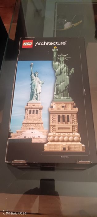 Lego Architecture64285001736963125