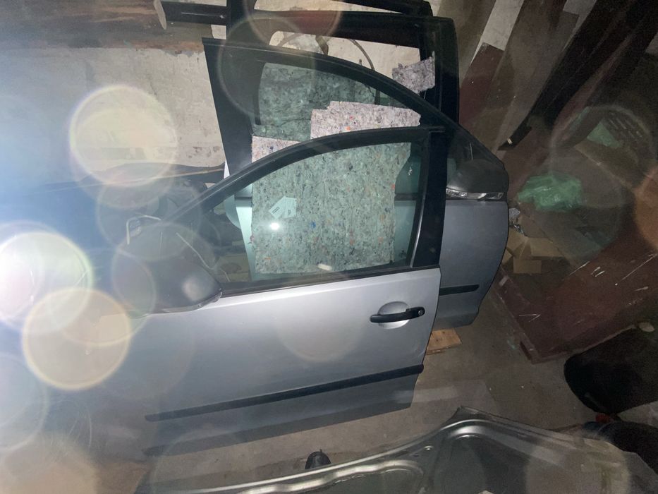 Kompletne Fotele i częsci VW Polo 9N