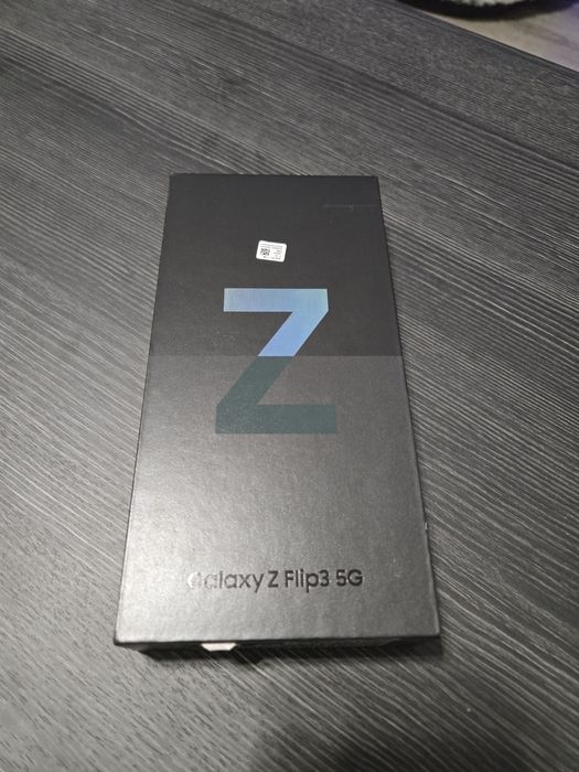 Samsung Galaxy Z Flip 3