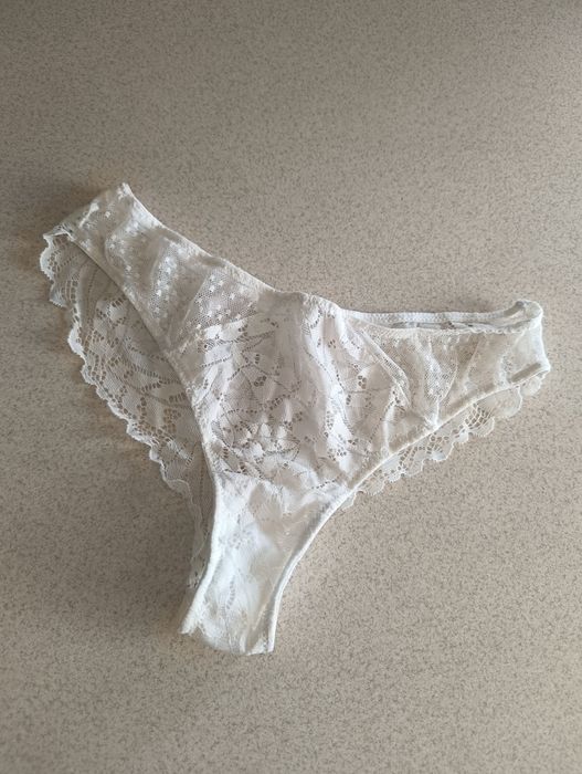 H&M białe brazyliany damskie rozm S