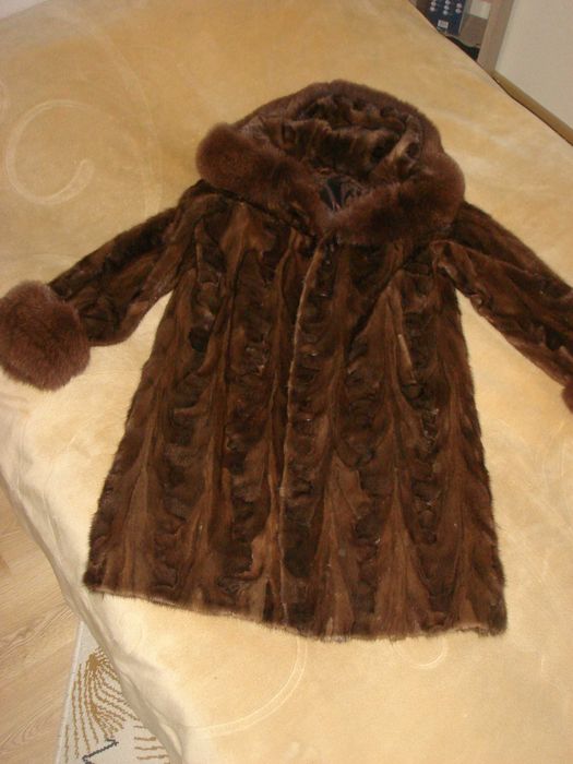futro z norek - naturalne, długie z dużym kapturem +  toczek gratis