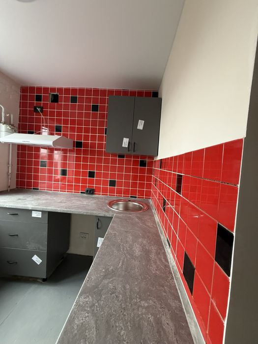 Продам 2-х кімнатну квартиру