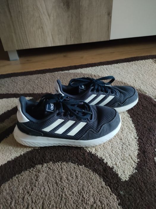 Buty sportowe Adidas 34