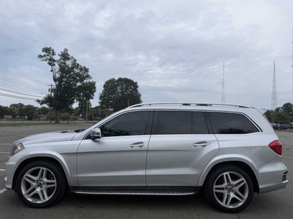 Mercedes-Benz GL-Class GL 550 4MATIC      2016