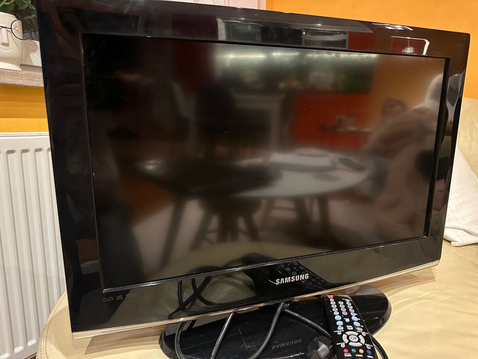 Tv Samsung 26” sprawny