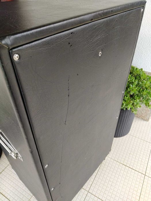 Coluna de guitarra vintage (anos 70) de 15"+18"