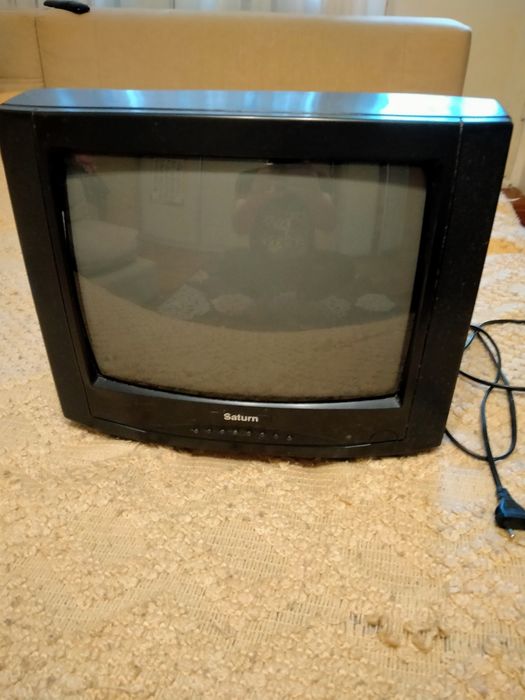 Телевизор Saturn