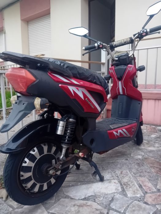 Mota elétrica em perfeito estado é pegar e andar
