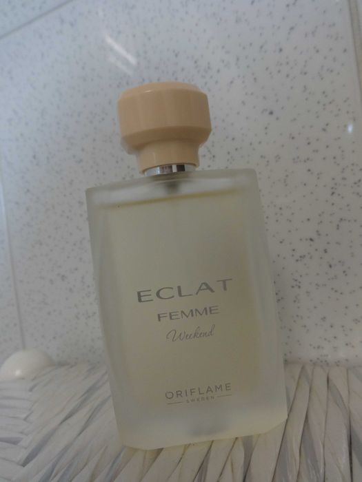 Perfume Eclat Femme Weekend Oriflame