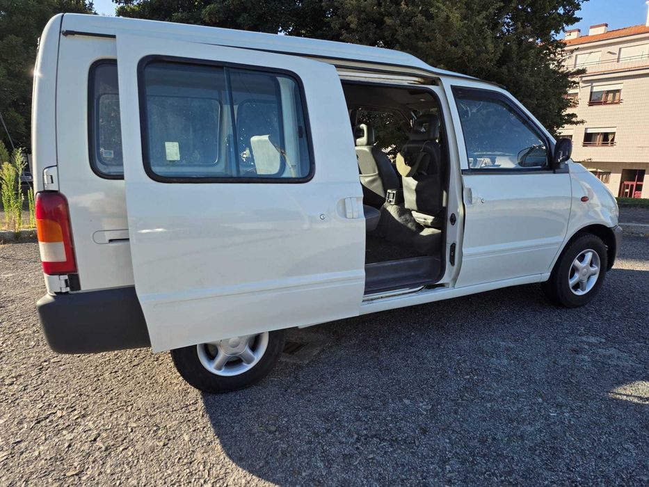 Imaculada Nissan Vanette 2.3D (5 Lugares / Mista) Vários Extras