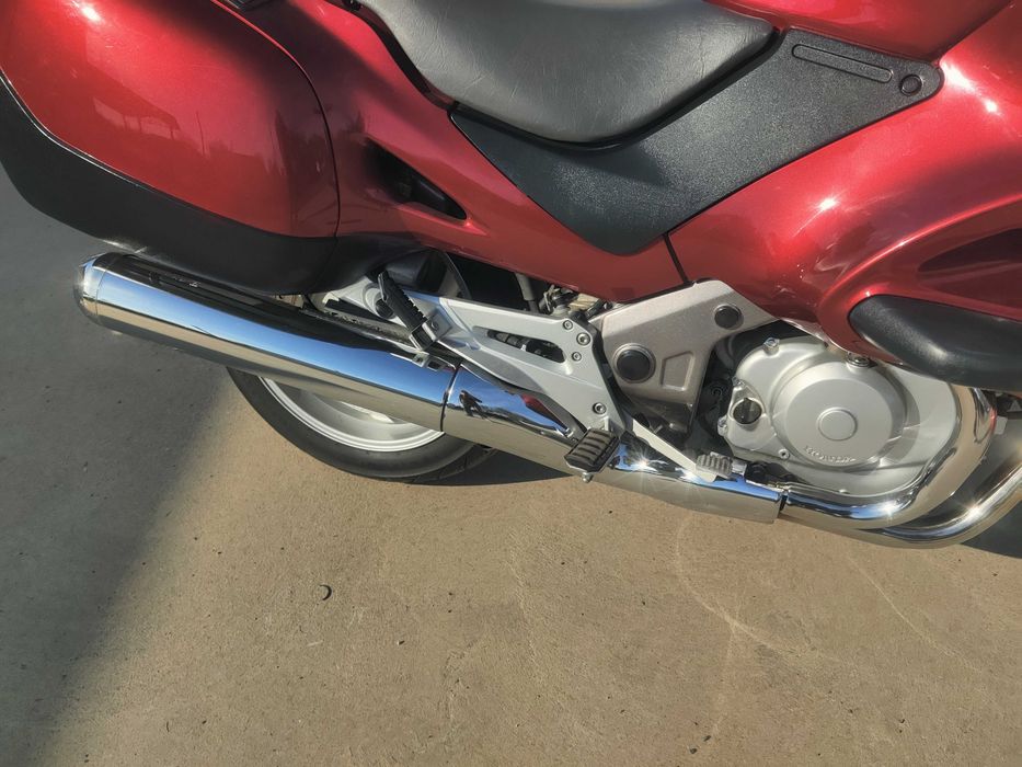 Honda Deauville NT650
