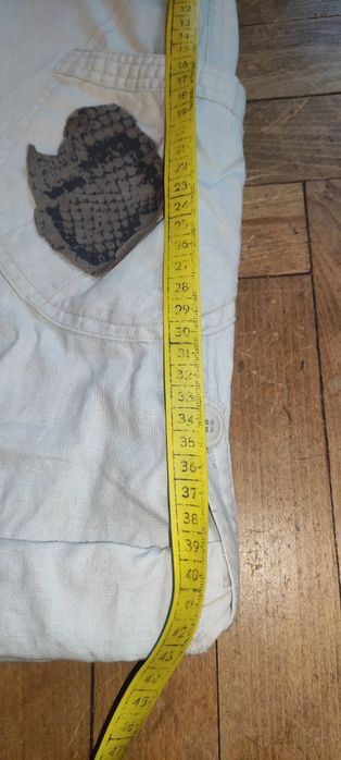 Spodnie materiałowe białe Custom snake wąż kieszenie z boku