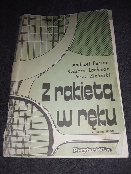 Z rakietą w ręku person lachman Zieliński biblioteczka przyjaciółki