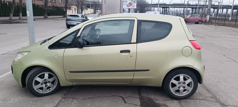 Продам mitsubishi colt