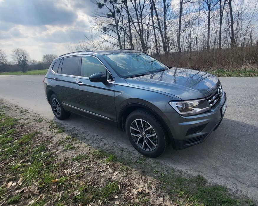 Volkswagen Tiguan  2019 — 7 місць Повний привід| Панорама.