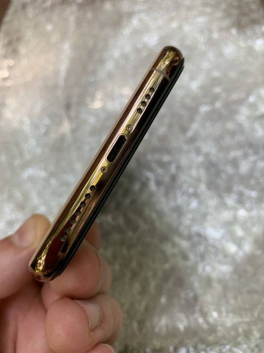 Айфон, iphone xs max не рабочий.