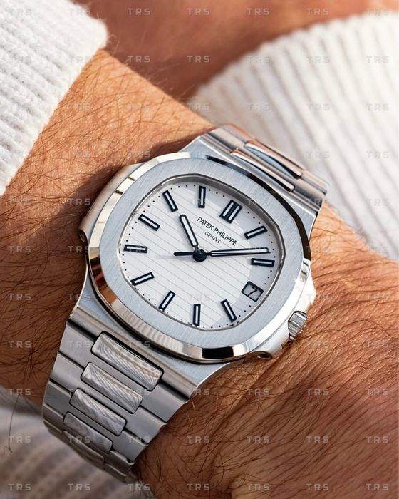 Годинник Nautilus 40mm 5711 / 5811