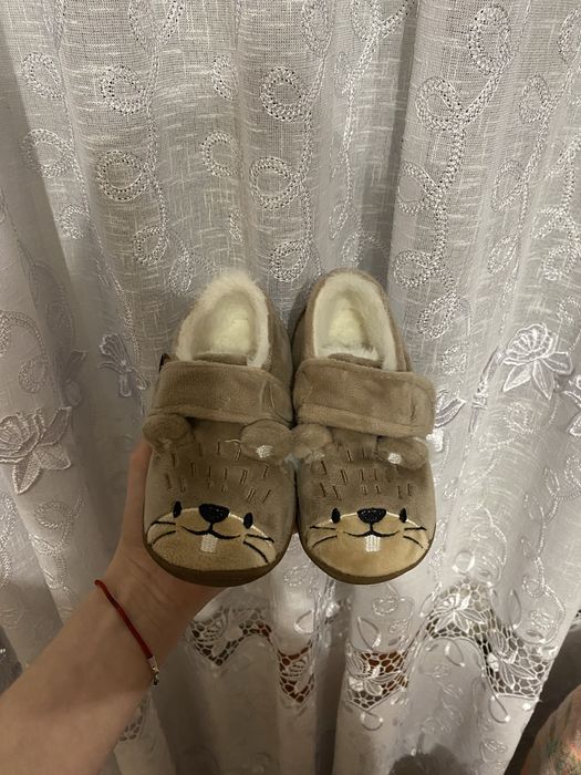 Дитячі зимні кімнатні  тапки 23-24 розмір. Стопа 15 см