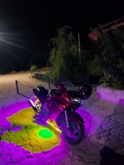 Продам мотоцикл Kawasaki zzr400 на документах