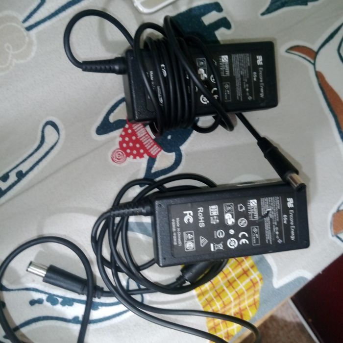 Плати,зарядки,та телефони