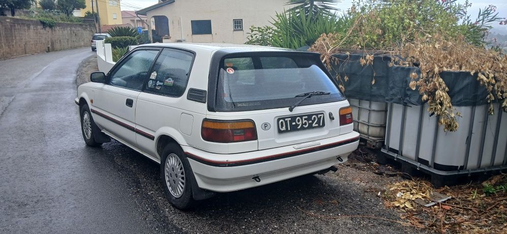 Toyota Corolla 1.3cc Gasolina