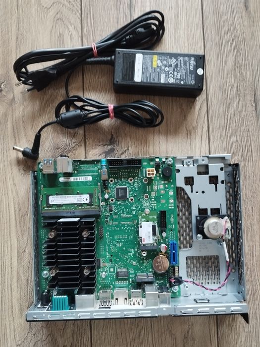 Mini PC Fujitsu futro s940 J5005 terminal