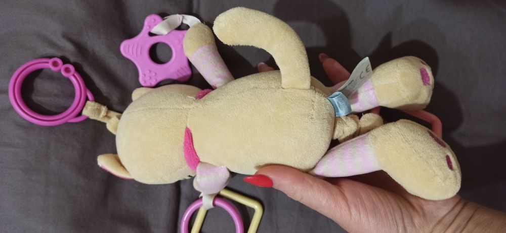 Іграшка підвіска з вібрацією