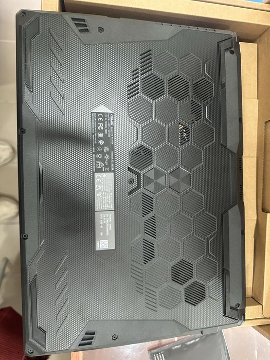 Продам ноутбук Asus Tuf Gaming A15 Ryzen 5/7535/16ddr5/512ssd/3050