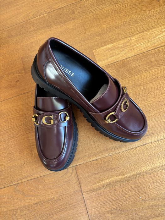 Лофери Guess Жіночі, 38 розмір