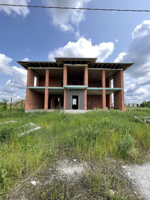 Продам дом с. Гатное