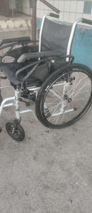 Інвалідна коляска
