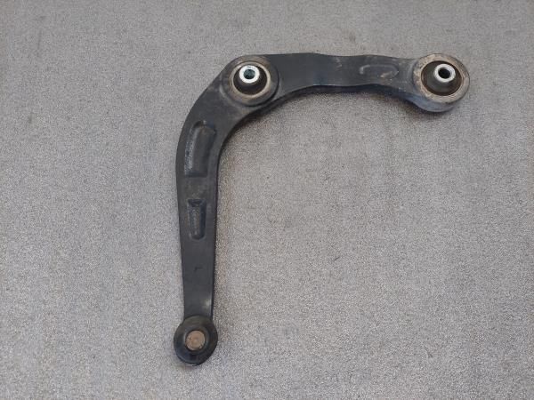 Braço de suspensão frente esquerdo PEUGEOT 206 (2A/C)