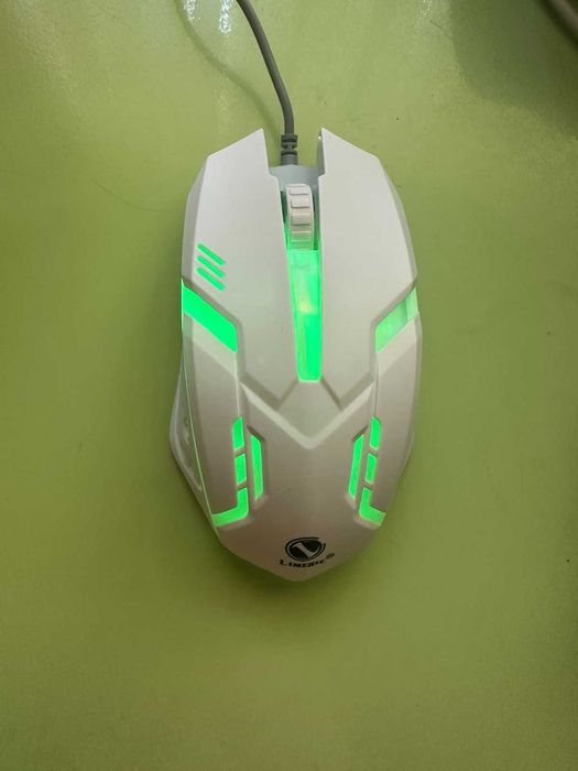 Продам клавіатуру та миш у родній коробці.