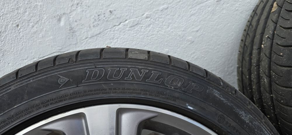 Jantes 18' Lexus com pneus praticamente novos dunlop 235/45R18