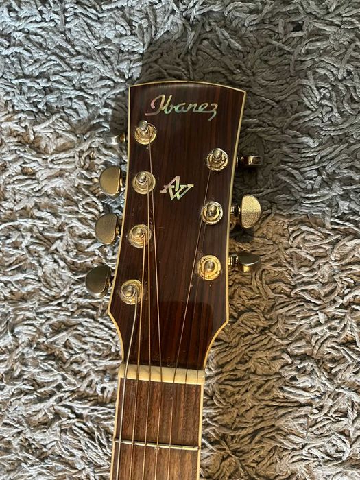 Ibanez acústica 7 cordas AJ307CE